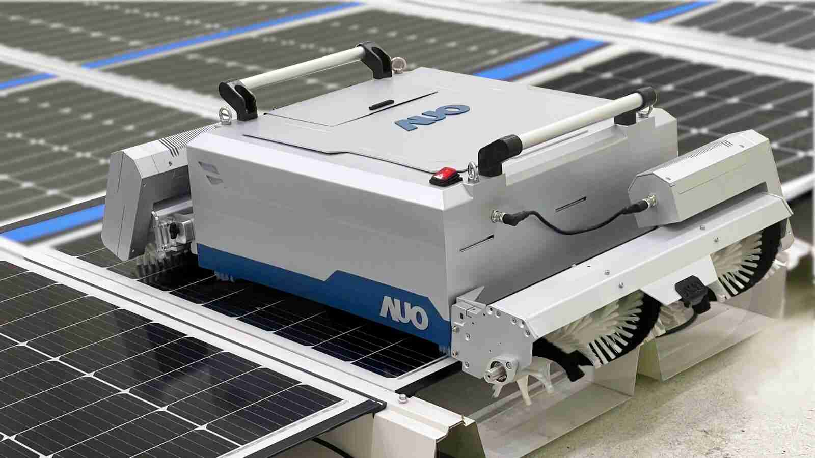 尊时凯龙致力EPC场域技术升级，，，，导入清洁机器人搭配传感器与AI数据分析，，大幅减少维运成本