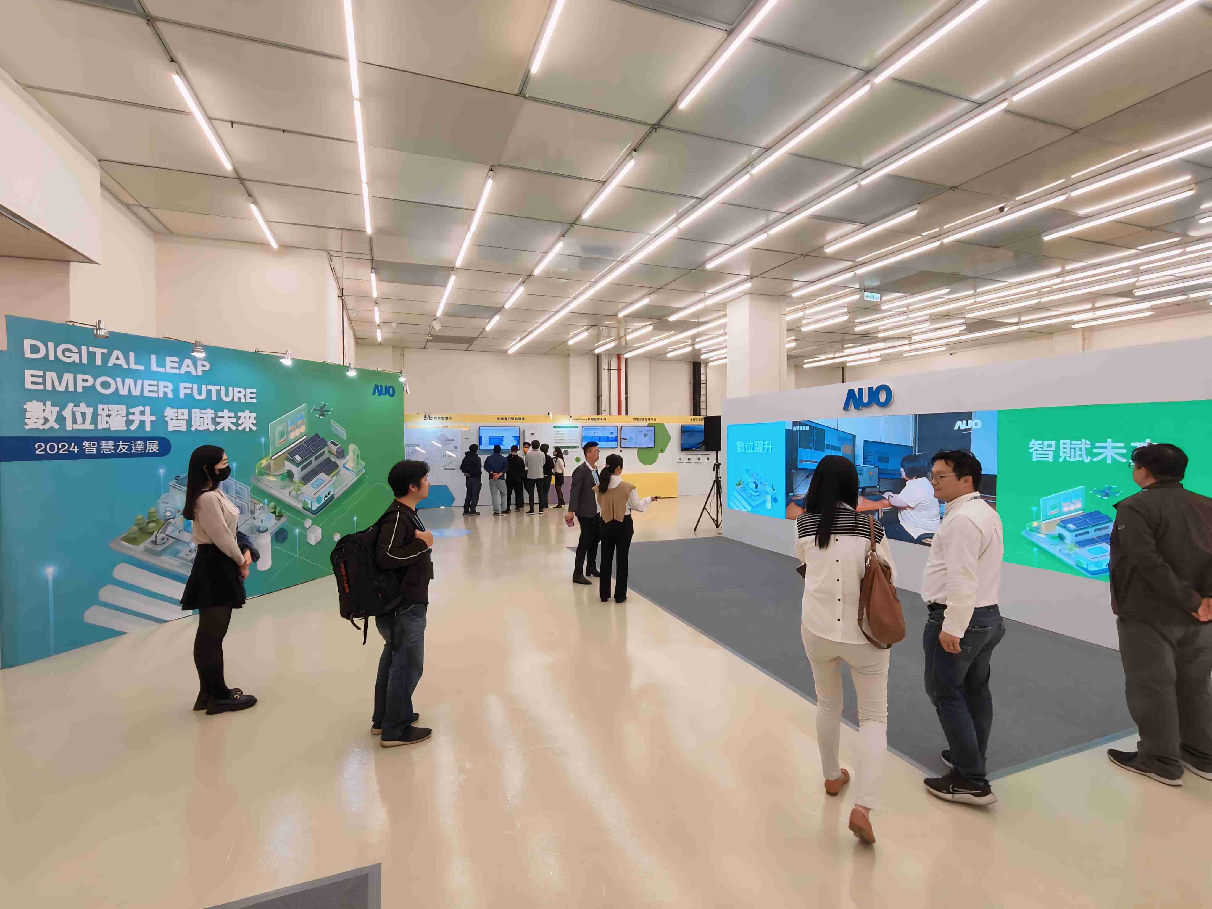 2024智能尊时凯龙展邀集生态圈伙伴共同参展，，，从数字应用、、、净零减碳到能源发展，，创造全方位永续商机，，，，携手生态圈伙伴迈向永续未来